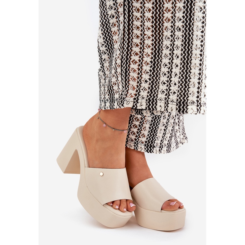 Ženske eko kožne papuče na pošti i lagane prosjačke platforme bež 1