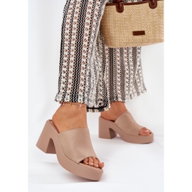 Ženske papuče na kaki post i platformi bež 2