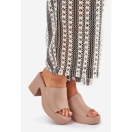 Ženske papuče na kaki post i platformi bež 1