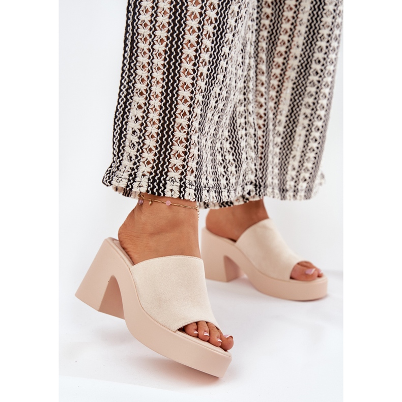 Ženske papuče na poštu i platformu bež 2