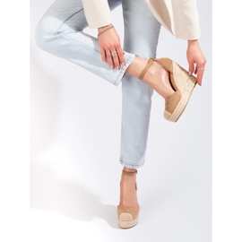 Sandale na klin Bl1919kh bež 1