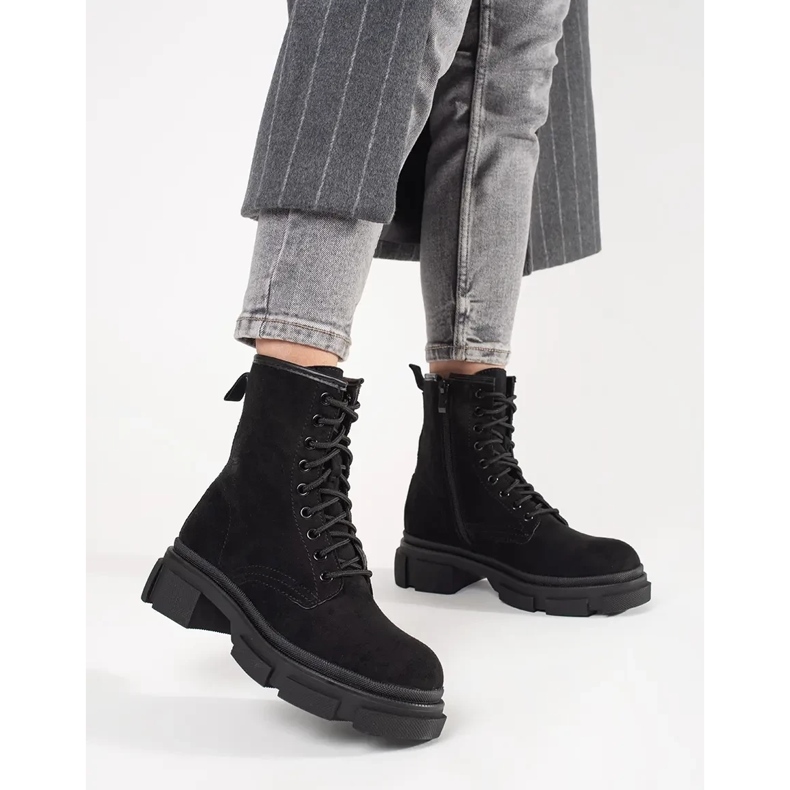 Crni antilop Trappers crno 2