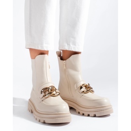 Radnici na platformi bež 1