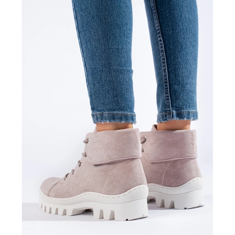 S. BARSKI Violet Trappers S. Barskog ljubičasta 1