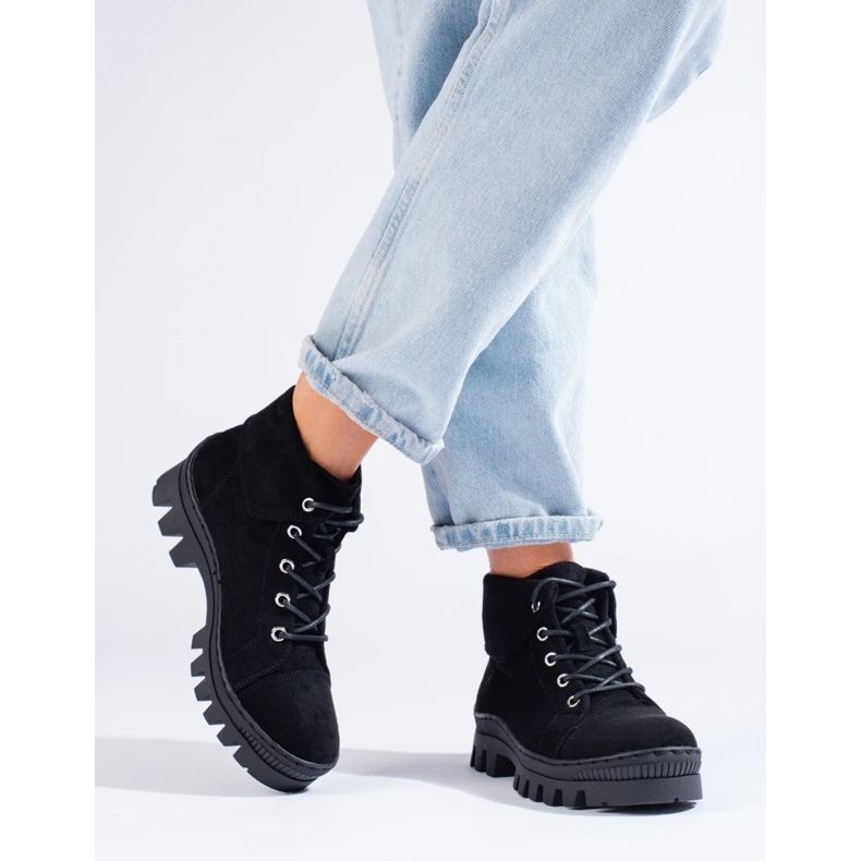 S. BARSKI Crni lovci S. Bararskog crno 1