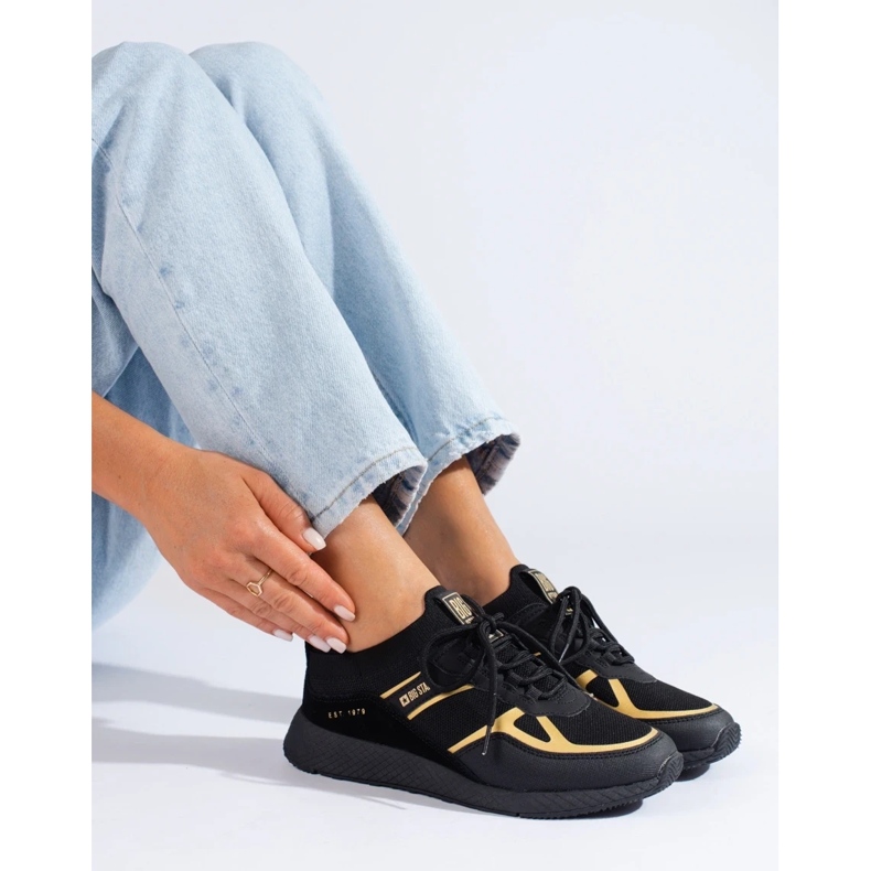 Ženske tenisice Big Star JJ274A195 crna 2