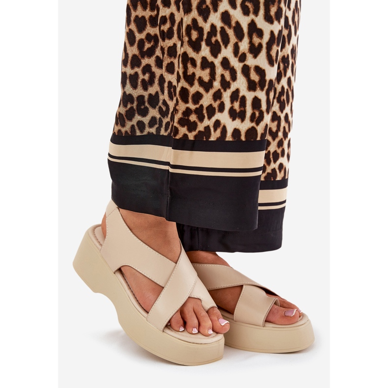 Ženske sandale na platformi i klina Eco Leathe Beige bež 1