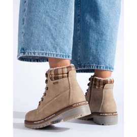 Ženske planinarske cipele Shelovet bež boje od ekološke kože smeđa 1