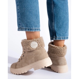 Ženske planinarske cipele s ovčijom kožom bež 1