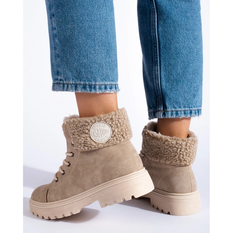 Ženske planinarske cipele s ovčijom kožom bež 1