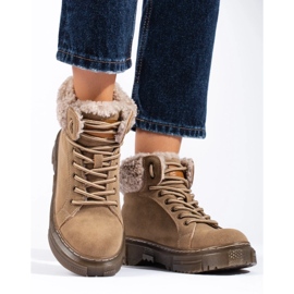 Smeđe ženske čizme s krznom od ovčje kože bež 2