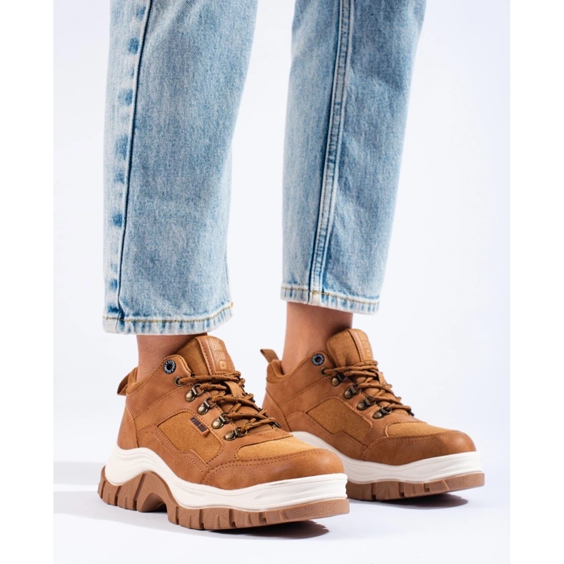 Ženske tenisice Big Star KK274362 na debelom potplatu bež 2