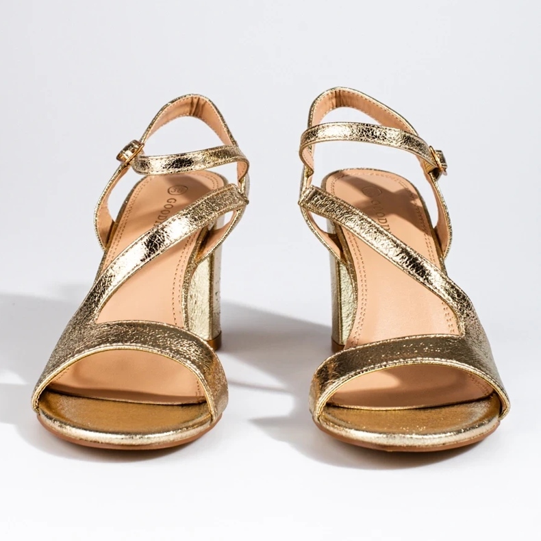 Elegantne ženske Shelovet zlatne sandale na stup crno 2