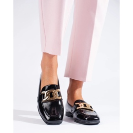 Ženske lakirane crne cipele s lancem Shelovet crna 2