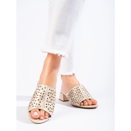 Openwork Golden Flip Plops na niskom metalnom postu zlatni 1