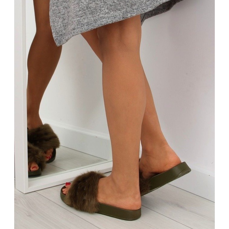 Zelene S37 zelene papuče s krznom zelena 2