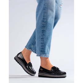 Lakirane crne salonke s platformom Shelovet crna 2