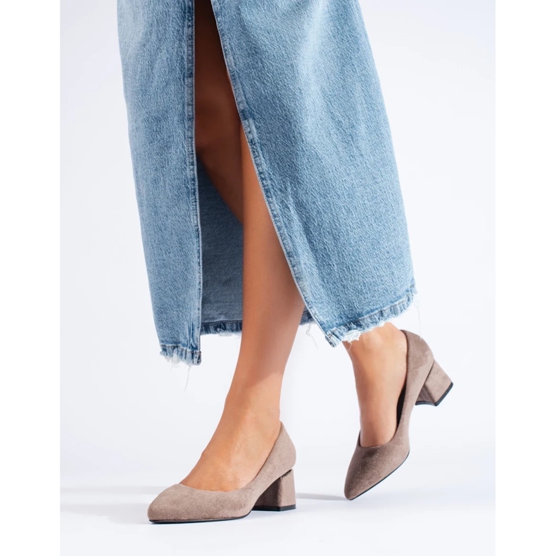 Bež cipele s niskom petom od antilopa Shelovet 2