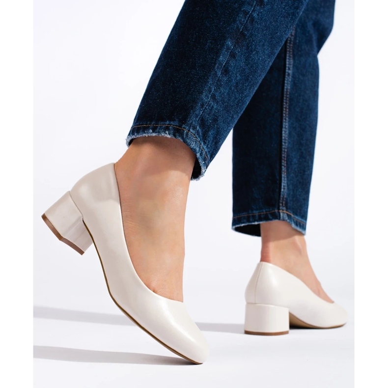 Ženske salonke na nisku petu, svijetlo bež 1