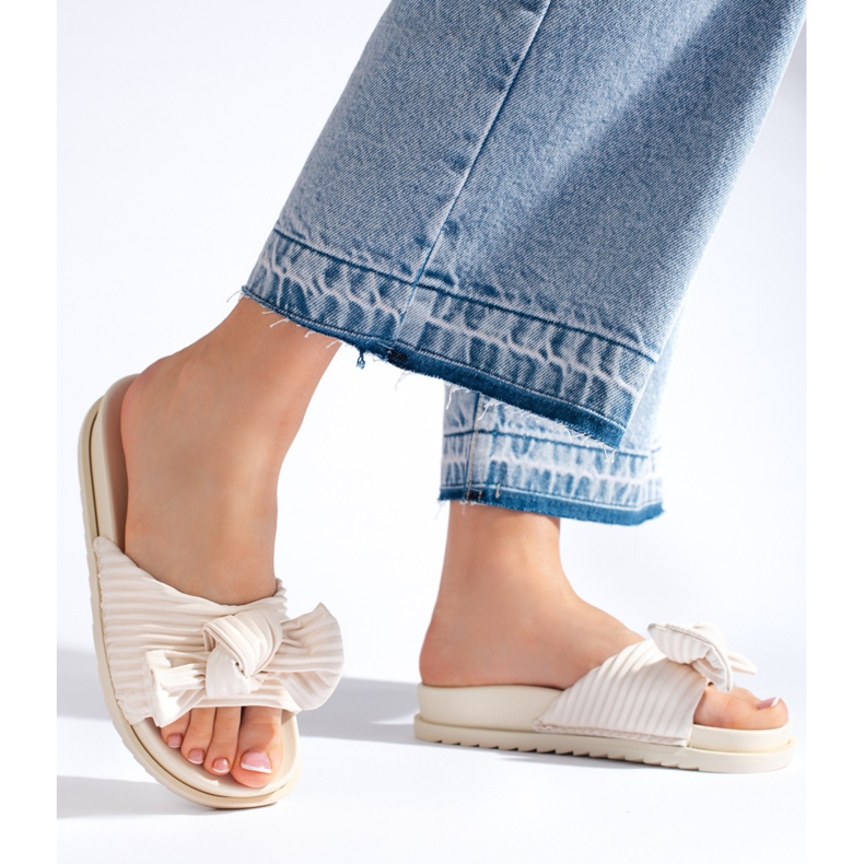 Bež papuče s mašnom 2