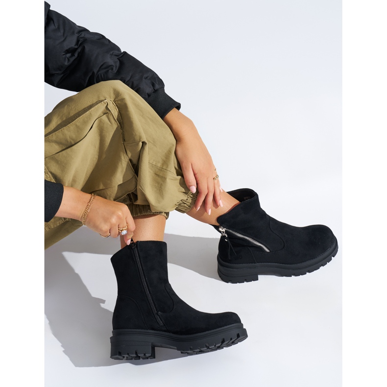 Crne ženske gležnjače s ukrasnim patentnim zatvaračem crno 2