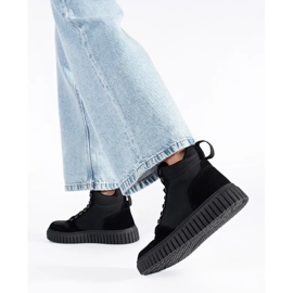 Crne čizme od prirodne kože sa debelim reljefnim đonom crno 1