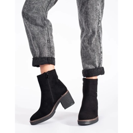 Crne čizme od brušene kože na stupu crno 2