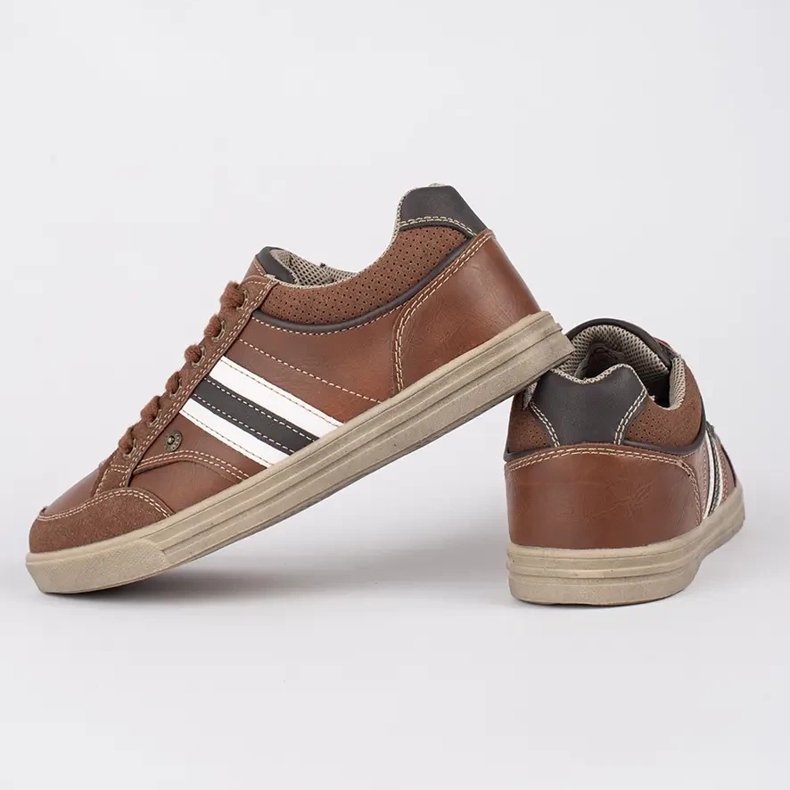 Smeđe ženske sportske cipele VICO smeđa 2