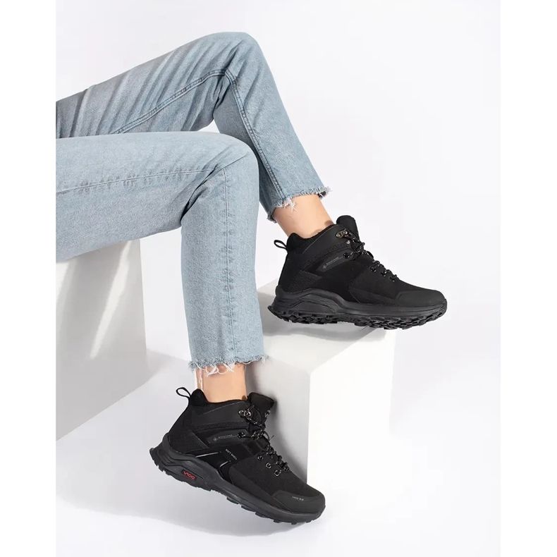 Vico Crne izolirane cipele za planinarenje crno 1