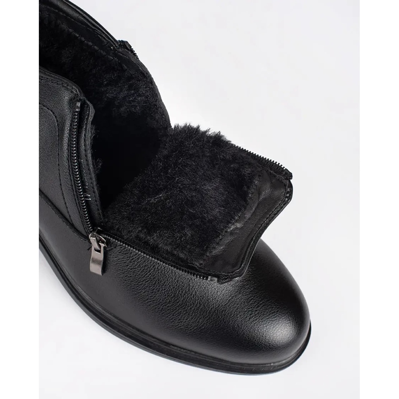 Crne zimske muške izolirane čizme crno 1