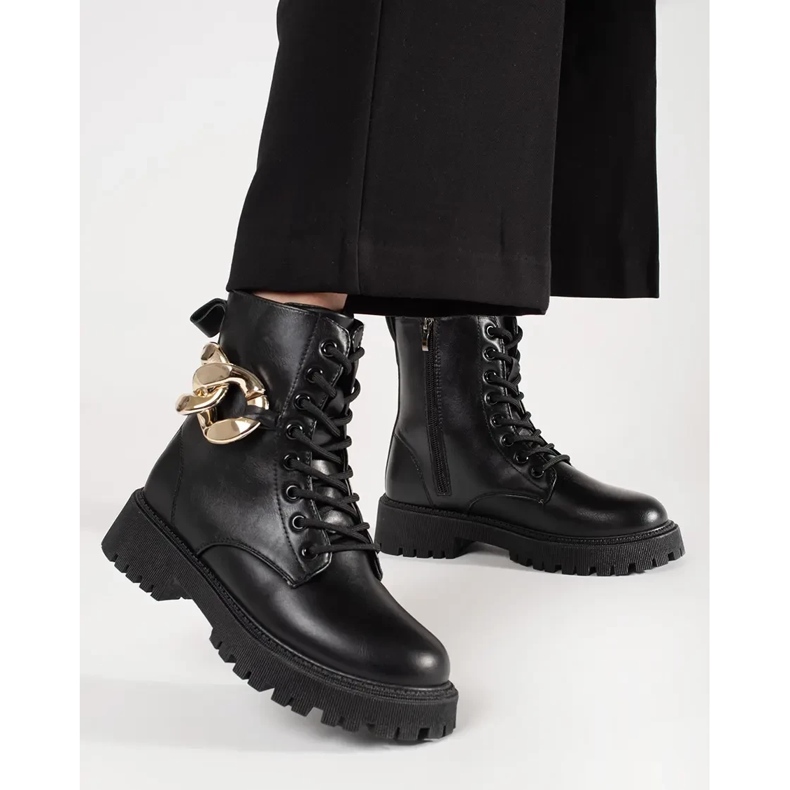 Crni radnici sa zlatnim lancem crna 1