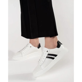 Goodin Bijele tenisice za otvorene otvorene od prirodne kože bijela 1