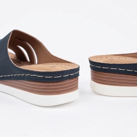 Udobne papuče na niskoplavim klinovima plava 1