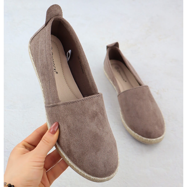 Ženske espadrilles skliznule su antilop kaki Potocki PY16332 zelena 1