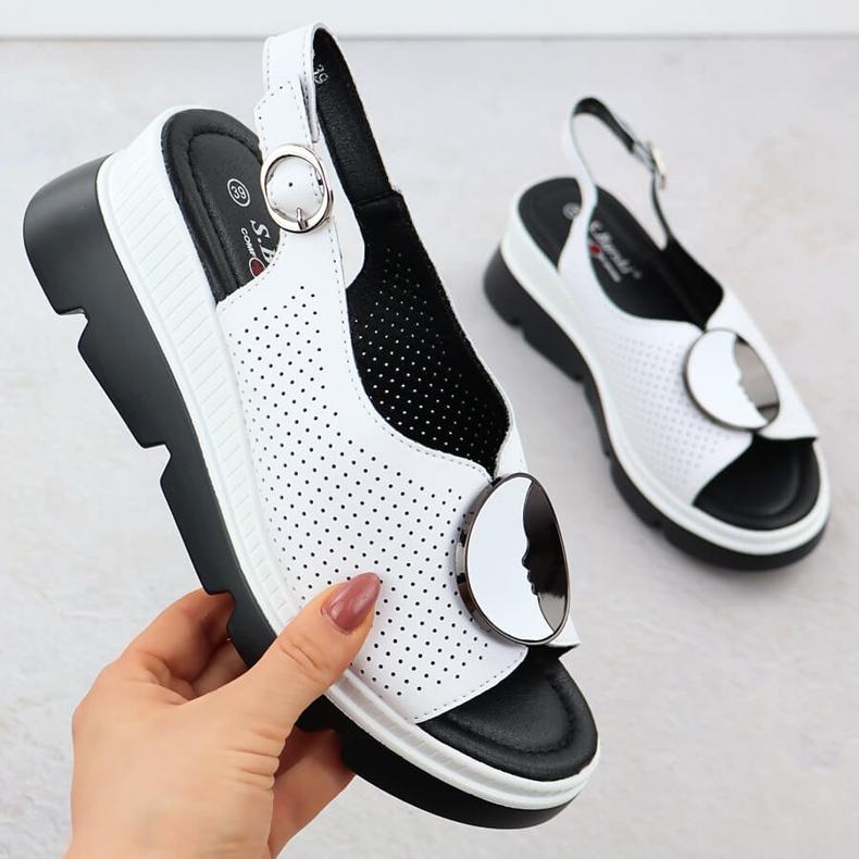 S.Barski Ženske kožne sandale za otvorene Białe S. Barski LR51-788 bijela 1