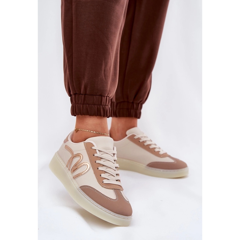 Niske ženske sportske cipele s eko kožom bež 2