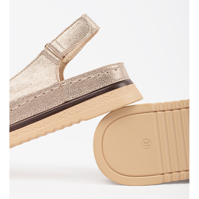 Goodin Zlatne sandale na platformi s pribadačem zlatni 1