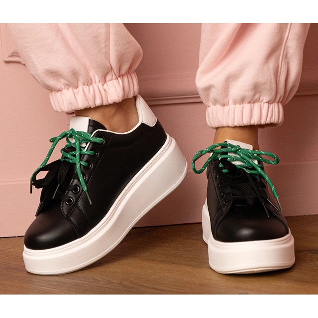 Crne sportske tenisice na platformi crna 1