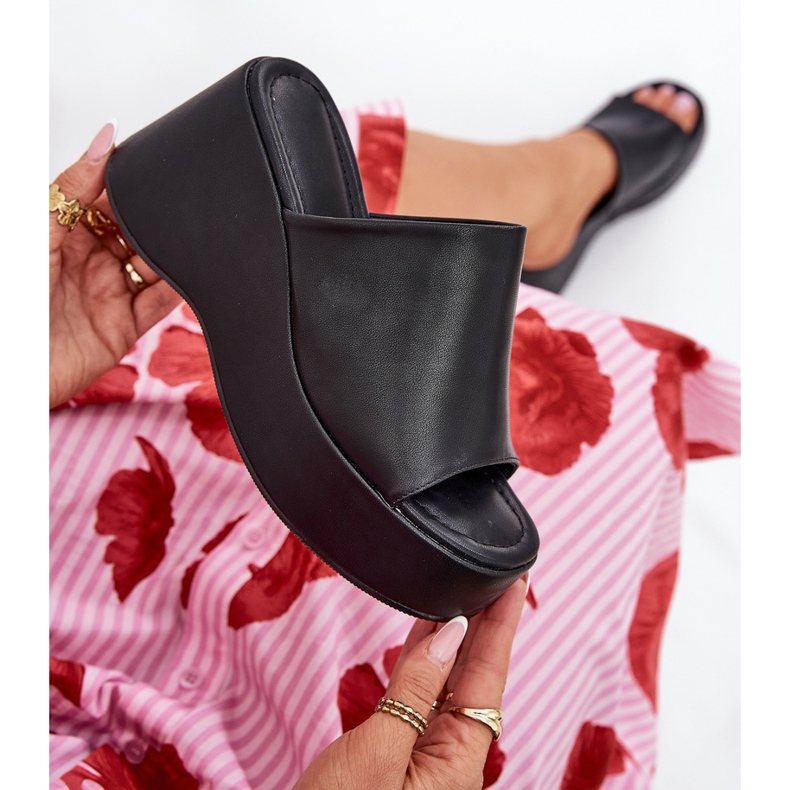 Eko kožne ženske papuče na platformi i crne klinove crna 1