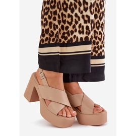 Ženske sandale na pošti i platformu s eko kožnim kakijem bež 1