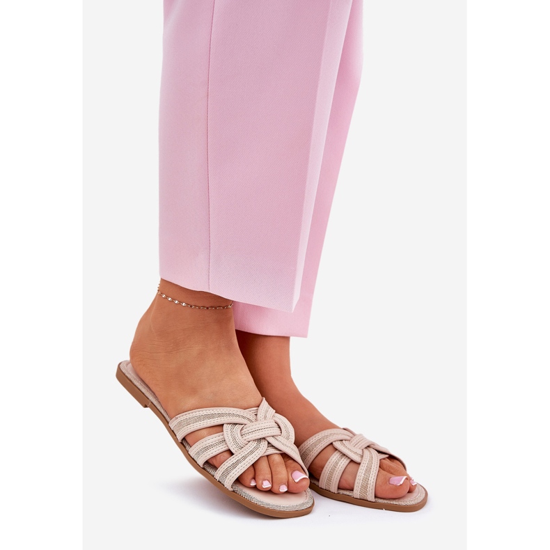 Ravne ženske letilice s bež prevelikim prugama 1