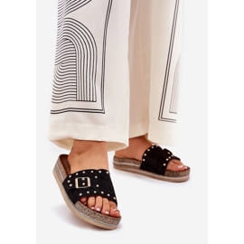 Ženske papuče na platformi s kopčom i crnim klipovima crno 1