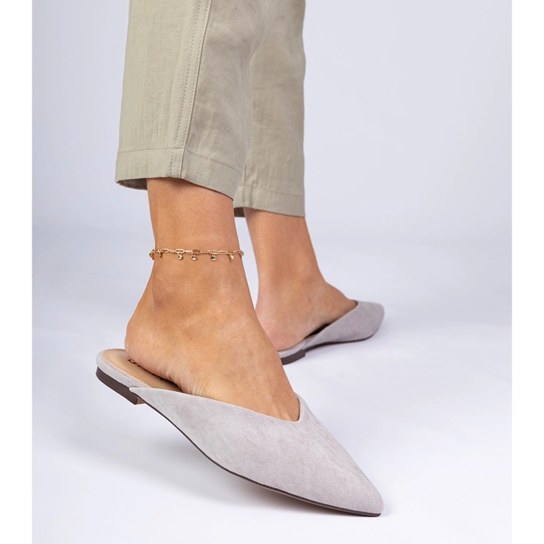 Elegantni sivi leteći jastuci izrađeni od ekozamszu siva 1