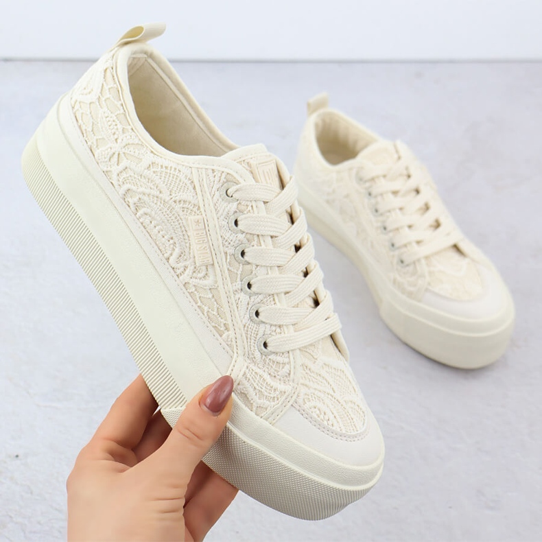 Big Star Niske ženske tenisice s čipkastim beige velikom zvijezdom rr274746 bež 1