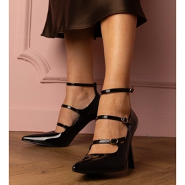 Crne pumpe lakirane na pin s kopčama crna 1