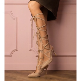 Bež sandale na visokoj peti vezanoj s cirkonima 1