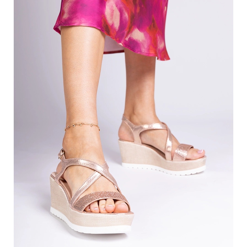 Sandale za klinove šampanjca s cirkonima zlatni 1