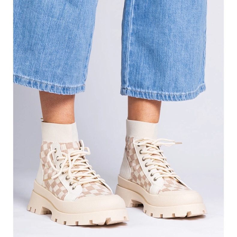 Bež tenisice na platformu 1