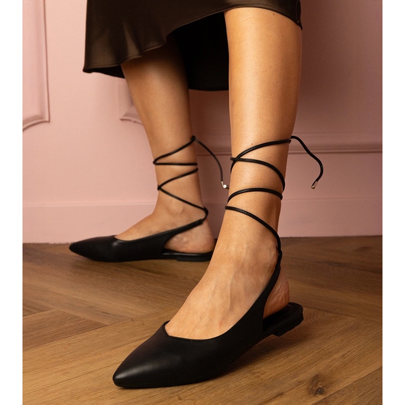 Crne ravne potpetice izrađene od eko -odleta crna 2