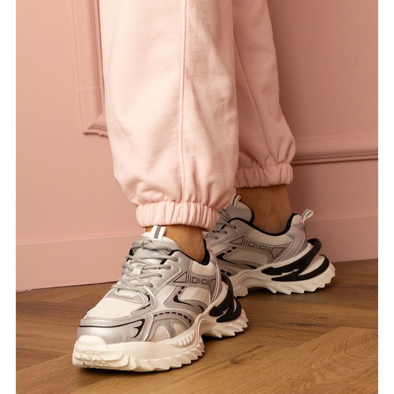 Srebrne sportske tenisice na gustom potplatu srebro 1